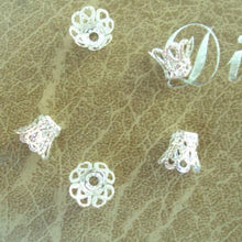 100 Pcs Silver Plated Flower Bead Caps Findings Filigree Flower Cup Shape 7mm Silver Bead Caps For Diy Jewelry Making EF8
