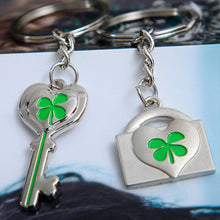 Lover Couples Four-Leaf Clovers Metal Keyring Bag Hanging Keychain Valentine's Day Gifts EF8