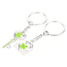 Lover Couples Four-Leaf Clovers Metal Keyring Bag Hanging Keychain Valentine's Day Gifts EF8