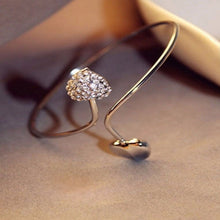 Lovely Gold Plated Rhinestone Heart Shape Cuff Bracelet Bangle Women Lady Ornament Gift EF8