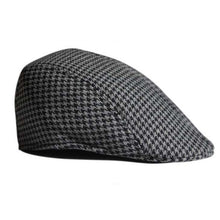 Plaid Flat Hats Beret for Men Women Warm Caps Beret Hat EF8