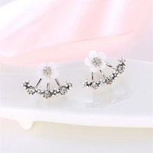 Korean Style Small Flower Daisy Piercing Stud Earrings For Women Rhinestone Elegant Silver Earings Jewelry EF8
