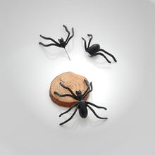 Fashion Exaggerated Gothic Punk Cool 3D Cuff Earring Stereo Black Spider Stud Earrings Animal Harajuku Stud Earrings EF8