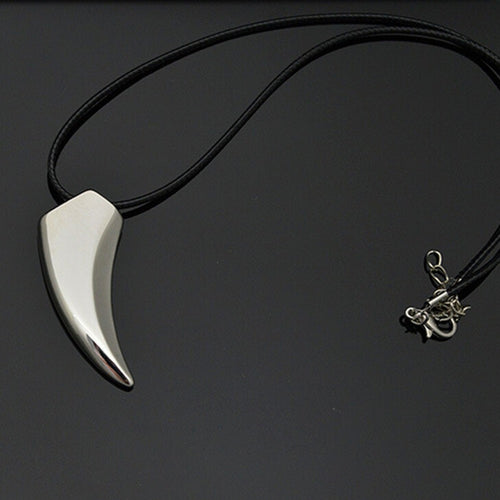Brave Men's Necklace Stainless Steel Wolf Tooth Necklace Animal Pendant Necklaces Jewelry Gift EF8