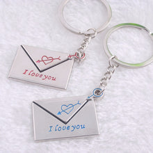 2pcs Lover's Keyrings Envelope "I love you" Engraved Cupid's Arrow Heart Keychains EF8