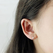 Artistic Gift Lovely Silver Plated Asymmetry Musical Note Shape Ear Stud Earrings EF8