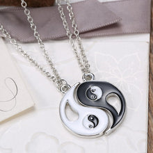 Black White Couple Sister Friend Friendship Jewelry Unique Personalized Gifts Yin Yang Pendant Necklace EF8