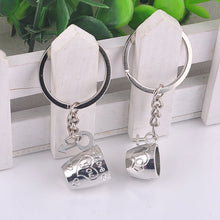 Creative 2Pcs Pair Romantic Couple Cups Keychain for Lovers Metal Keychain Wedding Gifts  EF8