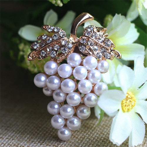 Crystal Rhinestone Flower For Wedding Bridal Dresses Clip Scarf Buckle Pins Grapes Brooches Rose Gold Plated Pearl Brooch S EF8