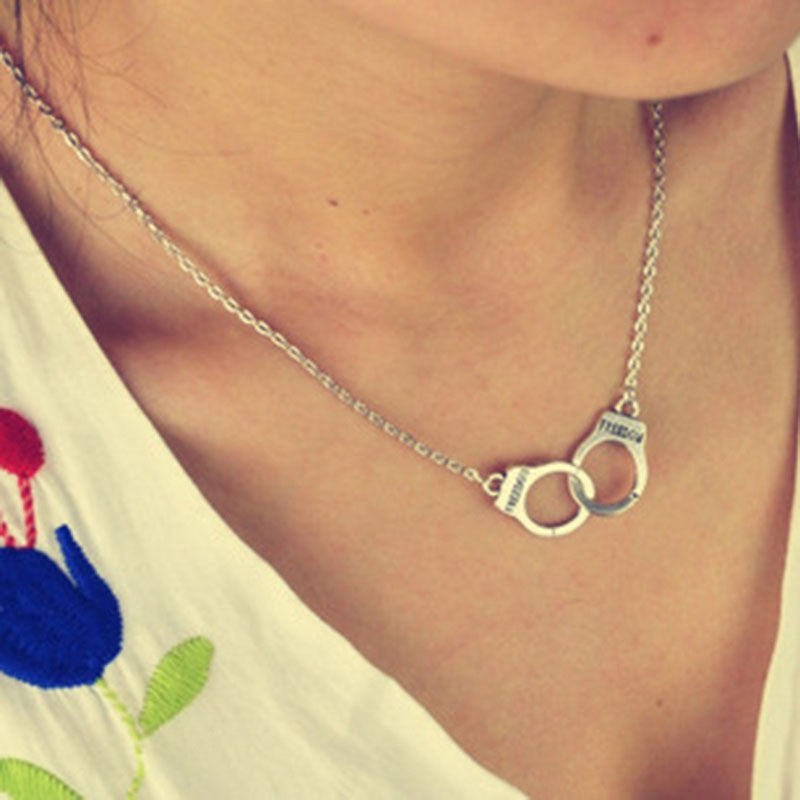 Individual Design Gold Color Steampunk Necklace Costume Jewelry H cuffs Collar Necklace EF8