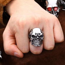 Ring Stainless Steel Rings For Man Big Tripple Skull Ring Punk Biker Jewelry EF8