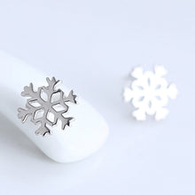 For Women Jewelry Gifts Xmas Hotsale Hollowed Snowflake Earrings Silver Stud Earrings EF8