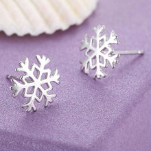 For Women Jewelry Gifts Xmas Hotsale Hollowed Snowflake Earrings Silver Stud Earrings EF8