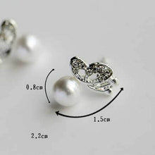 For Women Gifts butterfly pearl earrings  han edition earrings jewelry for the bride's Pearl Stud Earrings EF8