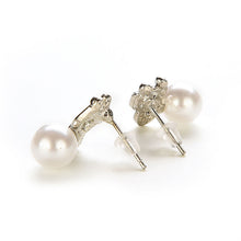 For Women Gifts butterfly pearl earrings  han edition earrings jewelry for the bride's Pearl Stud Earrings EF8