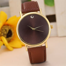 Fashion Quartz Casual Watch Women Dress Watch Retro Design Leather Band Analog Alloy Wristwatch EF8