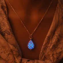 Glow In The Dark Locket Silver Hollow Glowing Stone Pendant Luminous Statement Chocker Pendants Necklace For Women EF8