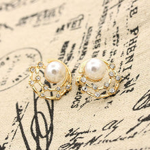 Gold Plated Starry Sky Women Shining Crystal Shell Simulated Pearl Round Stud Earrings  Pearl Earrings EF8