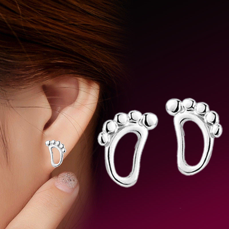 Hypoallergenic Simple Little Feet Earrings Style Silver Plated Stud Earrings EF8