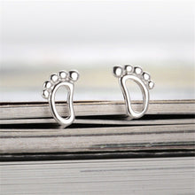 Hypoallergenic Simple Little Feet Earrings Style Silver Plated Stud Earrings EF8