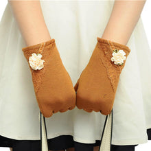 Lovely Lady Outdoor Stretchy Soft Warm Wrist Gloves Screen Gloves For Mobile Phone Tablet Pad EF8