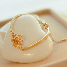 Love Heart Shape Women H  Hollow Out Rose Flower Crystal Bracelet H  Chain Gold Color Brace s EF8