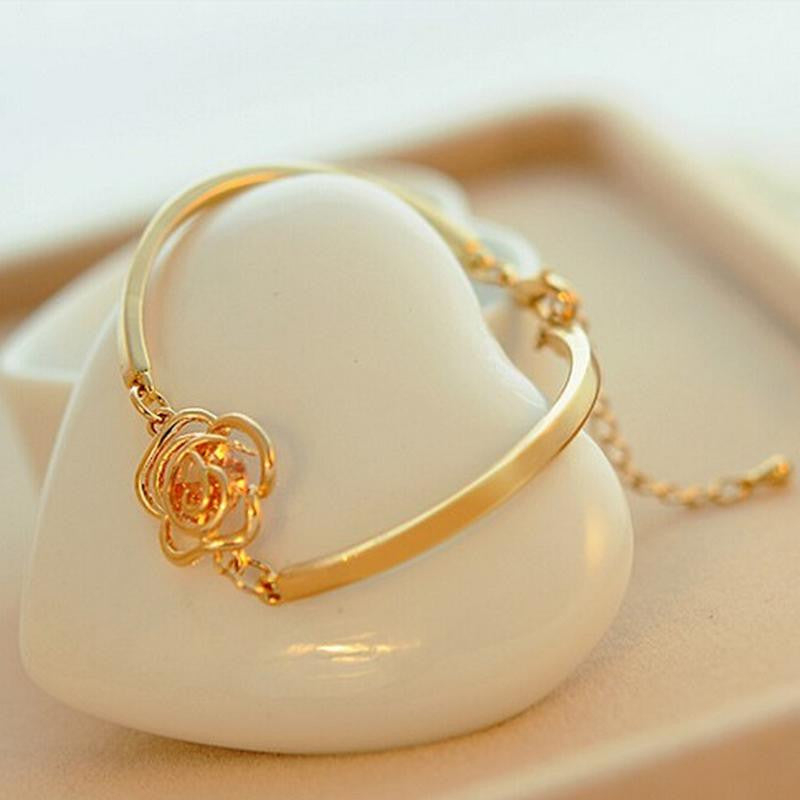 Love Heart Shape Women H  Hollow Out Rose Flower Crystal Bracelet H  Chain Gold Color Brace s EF8