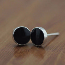 Men Stud Earrings Ear Jewelry 2Pcs Round Ear Stud Men Black Plastic Metal Punk Style EF8