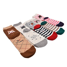 Design Cute Cartoon Cat Socks Striped Pattern Women Cotton Sock  EF8