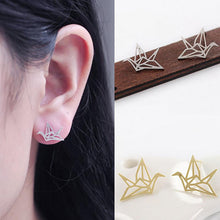 Cute Origami Crane Stud Earrings Lovely Hollowed Ear Studs Chic Birds Earrings Korean Pendientes Women Jewelry EF8