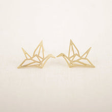 Cute Origami Crane Stud Earrings Lovely Hollowed Ear Studs Chic Birds Earrings Korean Pendientes Women Jewelry EF8
