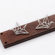 Cute Origami Crane Stud Earrings Lovely Hollowed Ear Studs Chic Birds Earrings Korean Pendientes Women Jewelry EF8