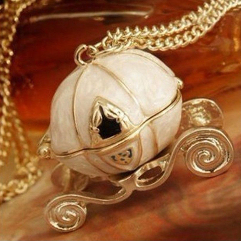 Pumpkin Carriage Necklace Cinderella Fairy Tale God-Mother Magic Alloy Chains Exquisite Pendants Necklace EF8
