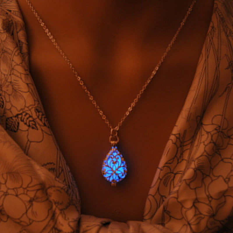 Pretty Magic Round Fairy Locket Glow In The Dark Pendant Necklace Gift Glowing Luminous Vintage Necklaces EF8