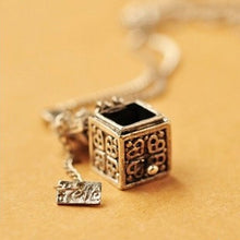 Retro Vintage Silver Box Necklace Charms Pendant Women Jewelry EF8