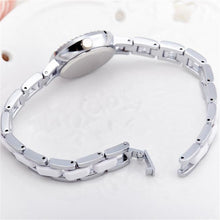 Flower Style Sliver Watch Watch Women Diamond Wristwatch Ladies Watch ClockWristwatches Stainless Watch EF8