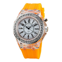 Fashion Ssilicone Diamond Watch LED LuminouColorfulLightWomen Ladies Quartz-Watch Clock Watch Relogio Masculino EF8