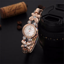 Fashion Daisies Flower Women Watch Rose Gold Bracelet Wrist Watch Women Girl Dress Clocks EF8