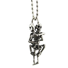 Men Women Infinity Love Silver Plated Chain Necklace Vintage Retro Stainless Steel Couple Skulls Hug Pendant Necklace EF8