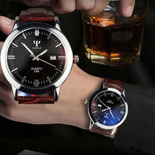 Mens watches Business Leather Band Calendar Date ClockWaterproof Wrist watch Quartz-watch relogio masculino EF8