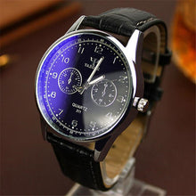 Luxury Famous men watch Mens Waterproof Noctilucent Leather Blue Ray Glass Quartz Analog Watches Relogio Masculino EF8